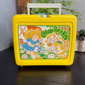 Vintage 1983 Cabbage Patch Doll Kids Yellow Plastic Lunch Box Thermos